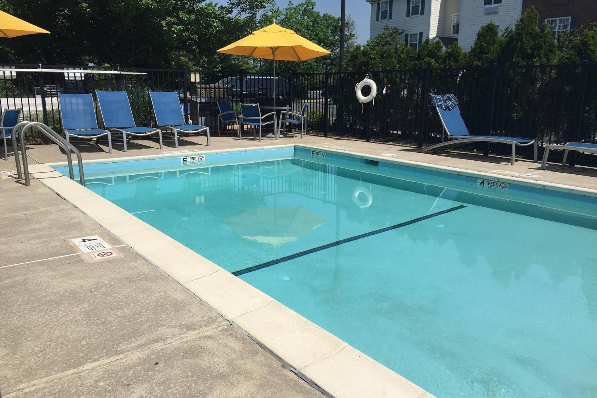 Towneplace Suites Philadelphia Хоршъм Екстериор снимка